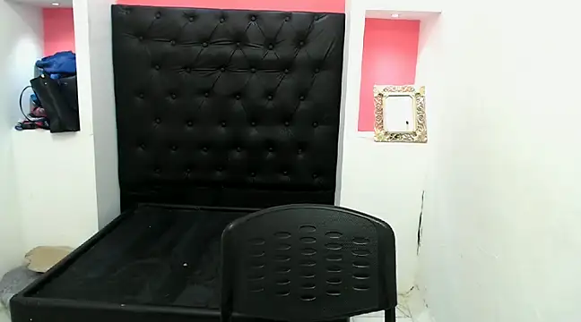 Snapshot of Dona_Tela chatting on 12/13/24, 06:27 Dona Tela online show from 12/13/24, 06:27