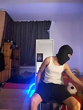 Dennis 2024 online show from 01/20/25, 09:24