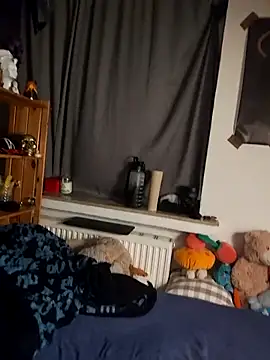 Dennis 2024 online show from 10/19/25, 04:46