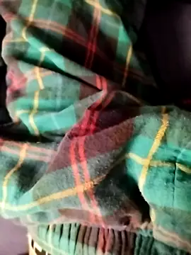 Dennis 2024 online show from 12/05/25, 08:34