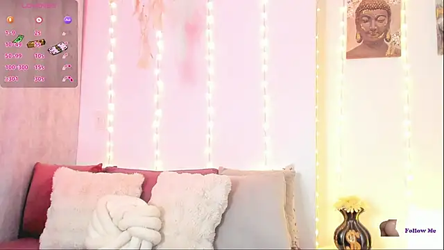 Snapshot of StormiRusso chatting on 11/19/25, 01:16 StormiRusso online show from 11/19/25, 01:16