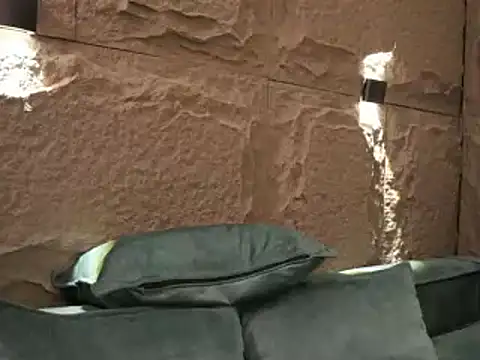 Snapshot of DannSaenz chatting on 02/28/25, 05:15 DannSaenz online show from 02/28/25, 05:15