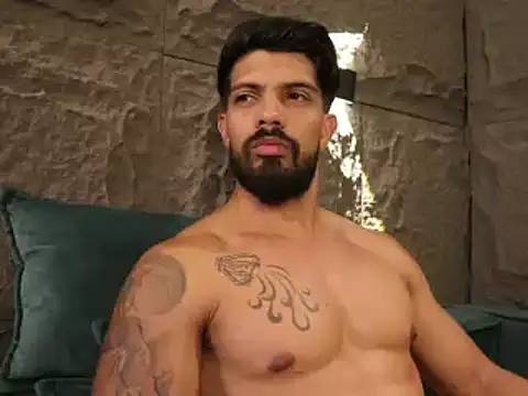 Snapshot of DannSaenz chatting on 03/13/25, 01:21 DannSaenz online show from 03/13/25, 01:21