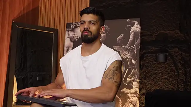 Snapshot of DannSaenz chatting on 09/10/25, 10:48 DannSaenz online show from 09/10/25, 10:48