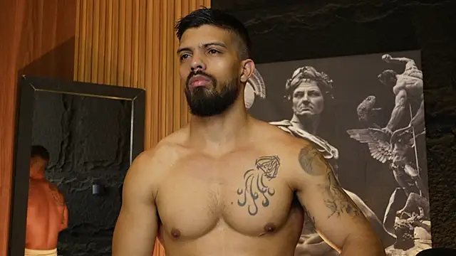 Snapshot of DannSaenz chatting on 09/17/25, 01:02 DannSaenz online show from 09/17/25, 01:02