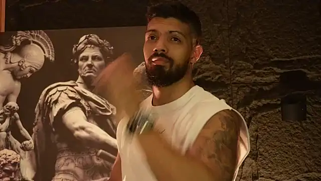 Snapshot of DannSaenz chatting on 09/19/25, 12:06 DannSaenz online show from 09/19/25, 12:06