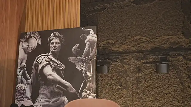 Snapshot of DannSaenz chatting on 10/01/25, 01:50 DannSaenz online show from 10/01/25, 01:50