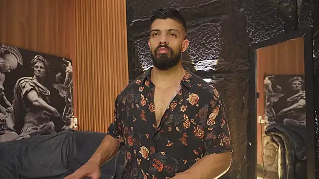 Snapshot of DannSaenz chatting on 10/10/25, 11:53 DannSaenz online show from 10/10/25, 11:53