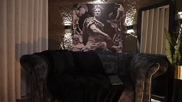 Snapshot of DannSaenz chatting on 11/28/25, 11:13 DannSaenz online show from 11/28/25, 11:13