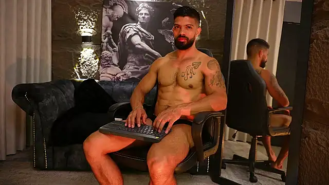 Snapshot of DannSaenz chatting on 01/12/26, 01:38 DannSaenz online show from 01/12/26, 01:38