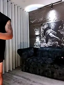 Snapshot of DannSaenz chatting on 01/13/26, 03:06 DannSaenz online show from 01/13/26, 03:06