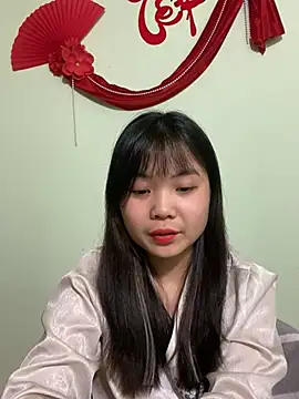 Snapshot of Maeve2k5 chatting on 02/20/25, 01:19 Maeve2k5 online show from 02/20/25, 01:19