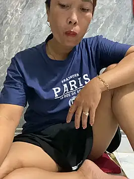 Linaannn online show from 07/16/26, 12:05