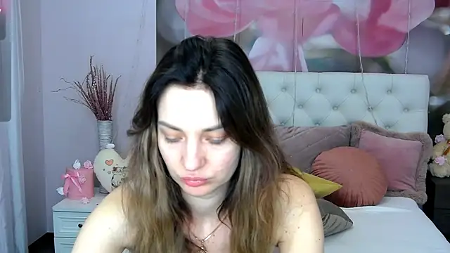 VioletUmi online show from 02/28/25, 08:09