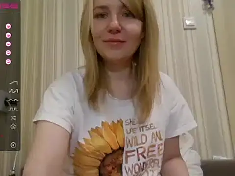 Snapshot of urbadkitty chatting on 12/07/24, 12:56 urbadkitty online show from 12/07/24, 12:56