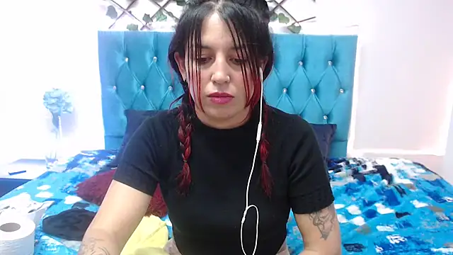 Melani cute02 online show from 02/14/25, 05:41