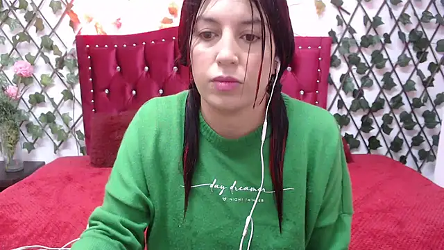 Melani cute02 online show from 02/18/25, 08:25