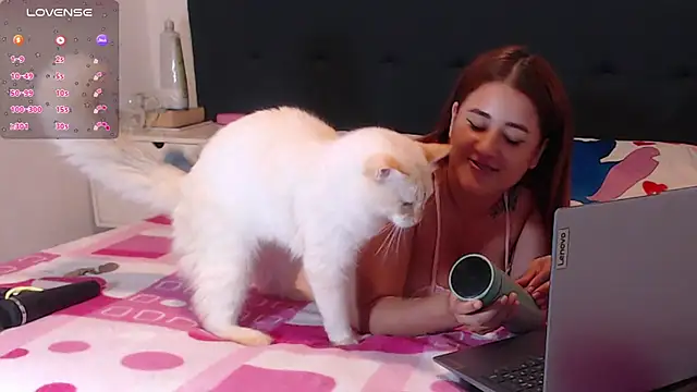 luna palmerau online show from 02/01/25, 05:39