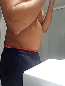 Snapshot of Binhosex2024 chatting on 03/08/25, 03:17 Binhosex2024 online show from 03/08/25, 03:17