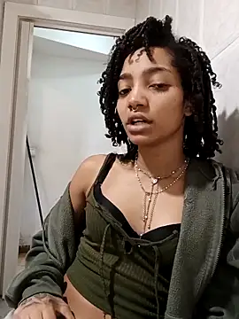 Laanegraofficial  online show from 03/07/25, 09:17