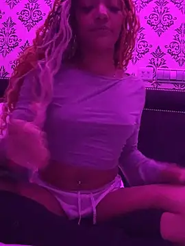 Laanegraofficial  online show from 02/06/26, 07:28