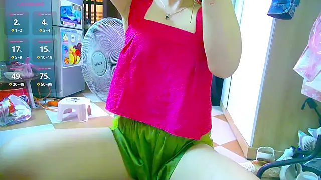 Snapshot of Love_making chatting on 09/23/25, 02:36 Love making online show from 09/23/25, 02:36