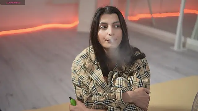 Snapshot of horny__land chatting on 01/04/25, 08:37 horny land online show from 01/04/25, 08:37