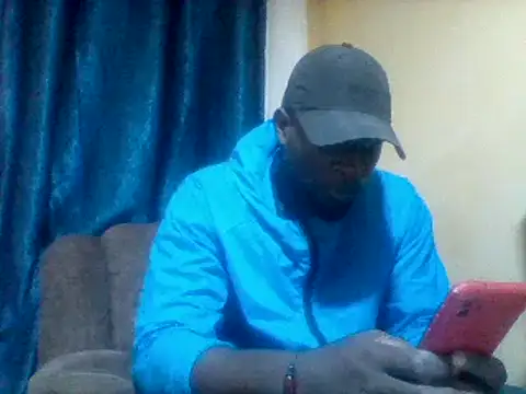 Snapshot of ClinDi chatting on 10/30/25, 03:57 ClinDi online show from 10/30/25, 03:57