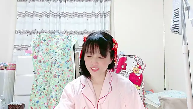 Snapshot of renapiyon8182 chatting on 07/11/26, 08:33 renapiyon8182 online show from 07/11/26, 08:33