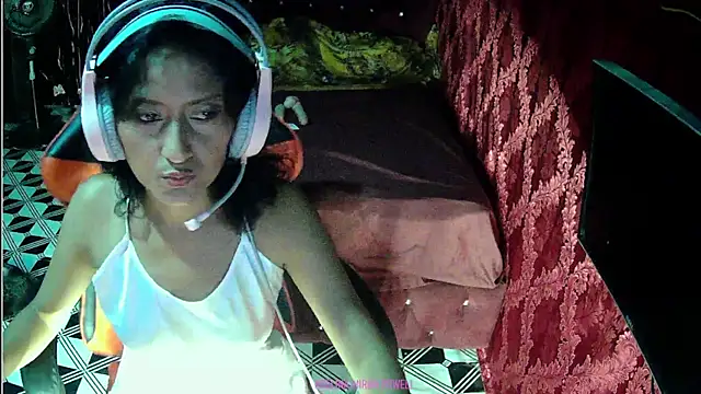 AdelinaMiran90 online show from 02/20/25, 03:23