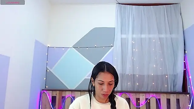 Lina10 online show from 02/18/25, 07:09