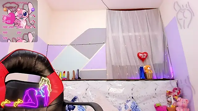 Lina10 online show from 09/28/25, 01:11