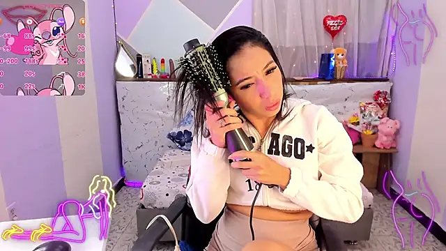 Lina10 online show from 10/03/25, 07:55