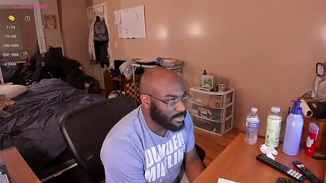 MrChuckDailyXXX online show from 02/10/25, 01:35