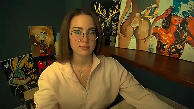 luxie milady online show from 03/11/26, 01:17