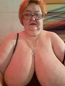 Snapshot of Awn290668 chatting on 01/09/25, 12:14 Awn290668 online show from 01/09/25, 12:14