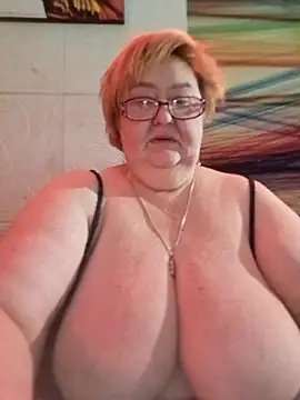 Snapshot of Awn290668 chatting on 01/22/25, 08:18 Awn290668 online show from 01/22/25, 08:18