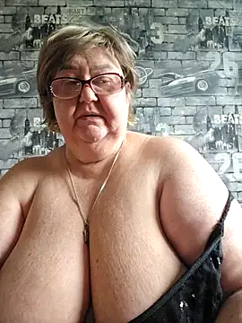 Awn290668 online show from 03/18/25, 05:52