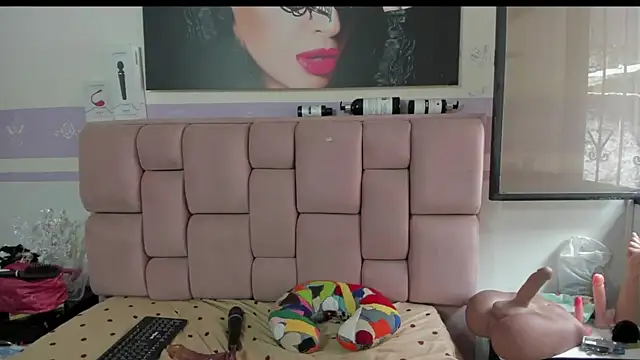 RoxetteMature online show from 03/08/25, 05:54