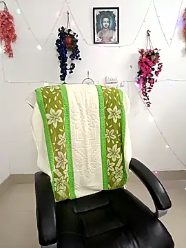 YOUR LOVELY-40 online show from 03/07/26, 12:46