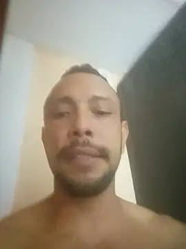 Thiago Summers online show from 07/18/26, 04:11