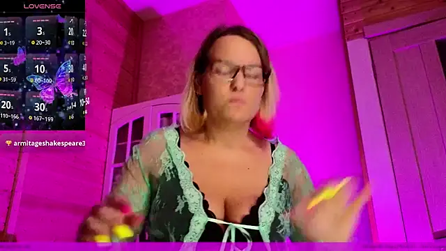 Snapshot of EVAshinyGIRL chatting on 02/23/25, 10:31 EVAshinyGIRL online show from 02/23/25, 10:31