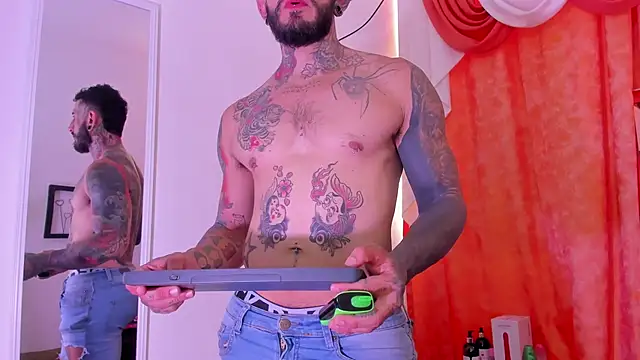 dilan scootk  online show from 03/26/26, 07:30