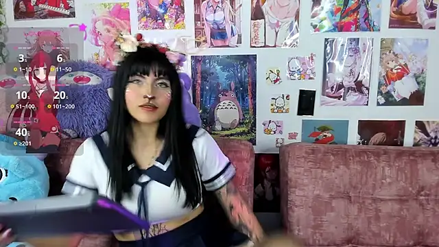 naoko kirino online show from 10/26/25, 03:34