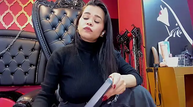 Mistressviictoria online show from 03/18/25, 02:37