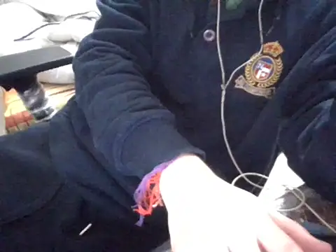 raka120294 online show from 12/26/24, 07:27