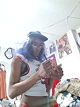 baebaebaddazz23 online show from 04/11/26, 04:50