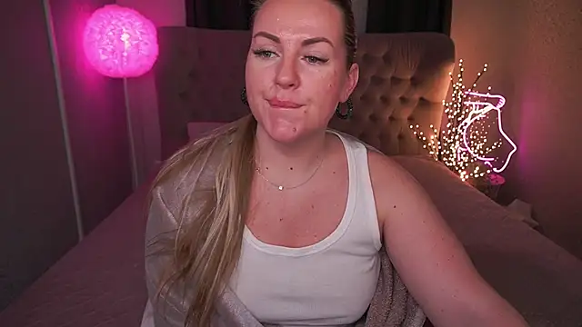 KiraCandyS online show from 02/22/25, 03:01