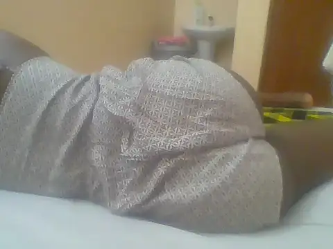 Pretty ellahh online show from 02/17/26, 09:50