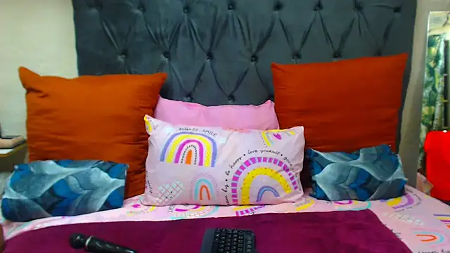 SAVAGExBOO online show from 02/14/25, 07:23